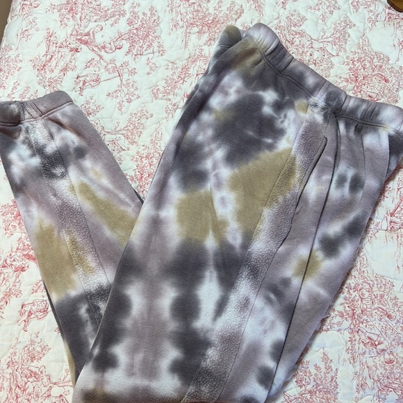 OLI VIV Purple Gold Tie Dye Sweatshirt Size M & Sweatpants Size S - Picture 10 of 13